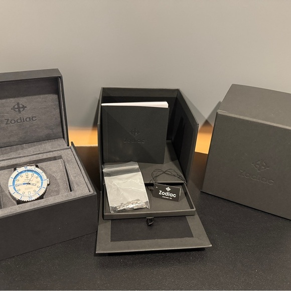 Rare Zodiac Sea Wolf Z09291 Super Sea Wolf Automatic Men's Watch - White & Blue - Picture 7 of 7